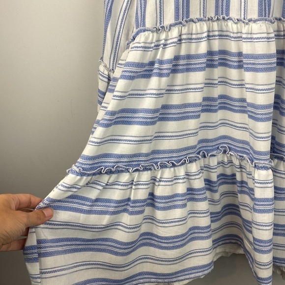 ENTRO • Boardwalk Tiered V-Neck Dress - Picture 8 of 13